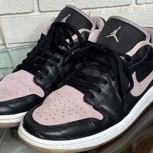 Air Jordan 1 Low – Men’s Size 10